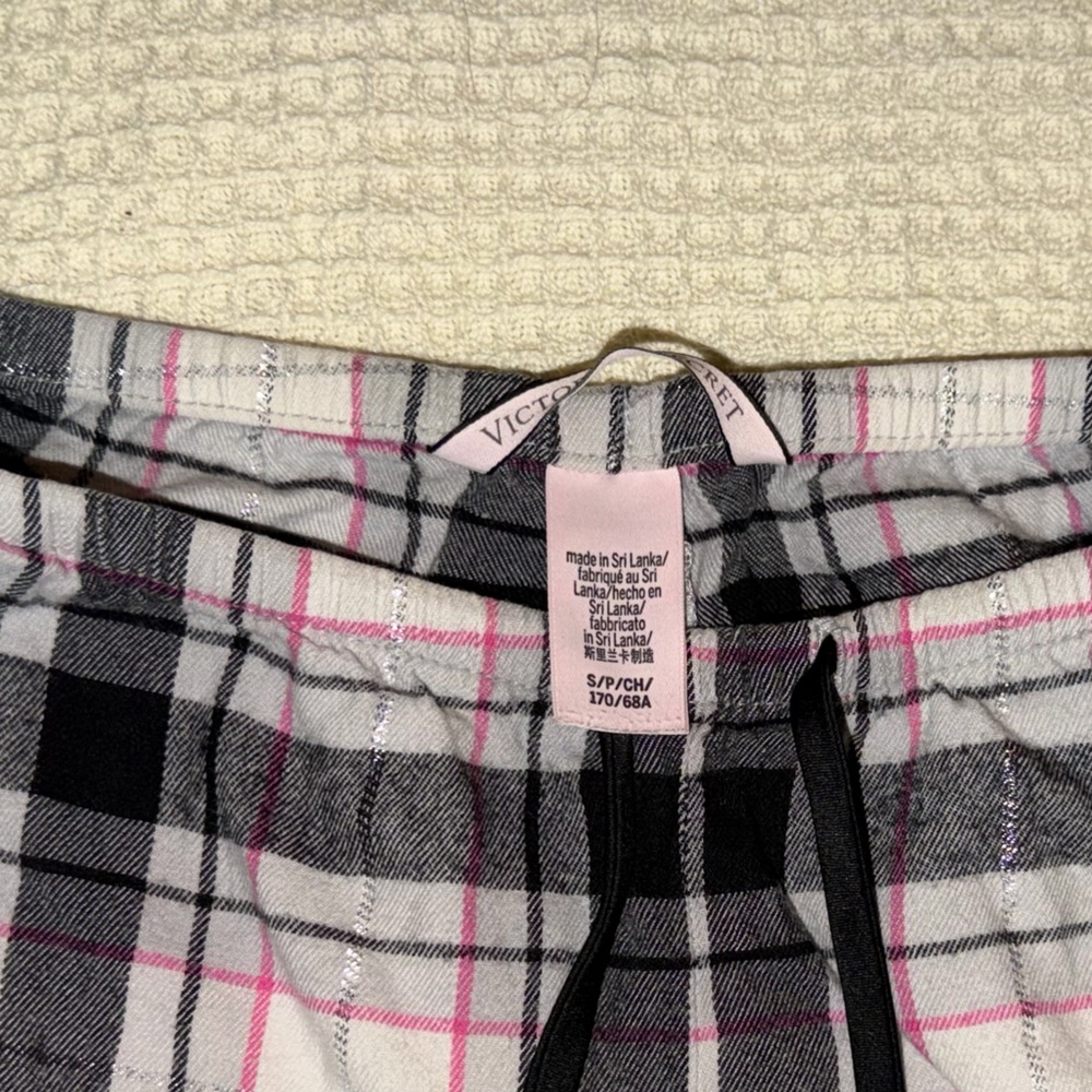 Victoria's Secret Pink Black Plaid Flannel Pajama Pants Women's Small - Picture 3 of 3